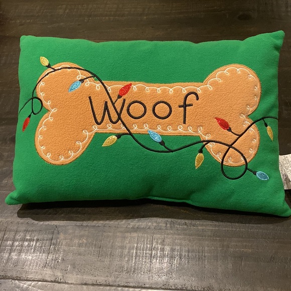 Hobby Lobby Holiday Nwt Hobby Lobby Christmas Pillow Greenappliqud